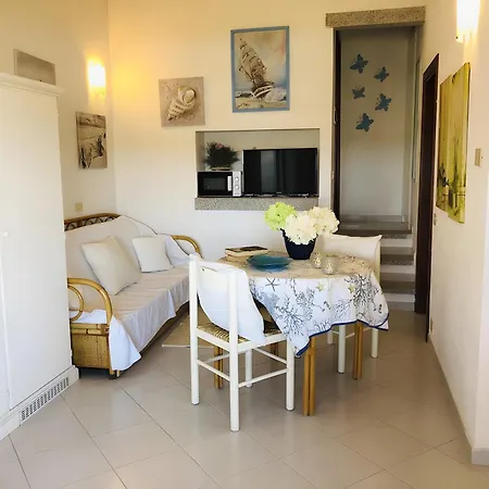 Bilocale Vista Mare 250 Mt * Порто-Таверна