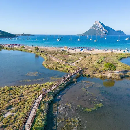 Appartement Bilocale Vista Mare 250 Mt Porto Taverna