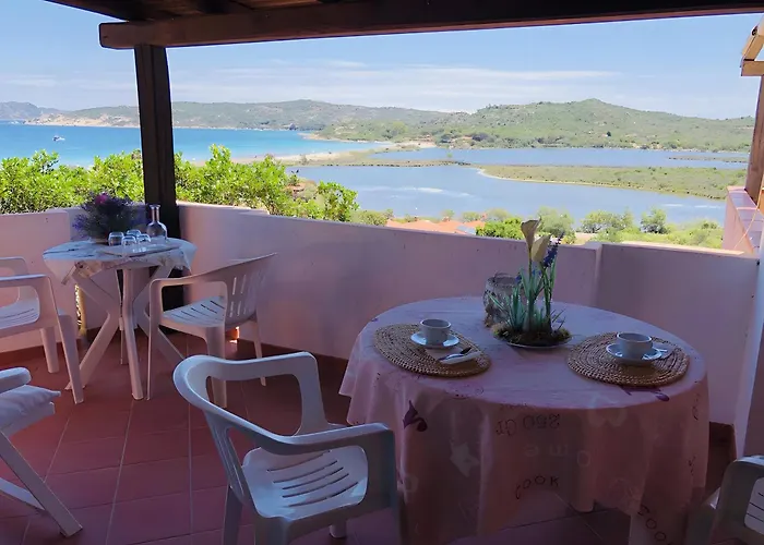 Апартаменты Bilocale Vista Mare 250 Mt Порто-Таверна