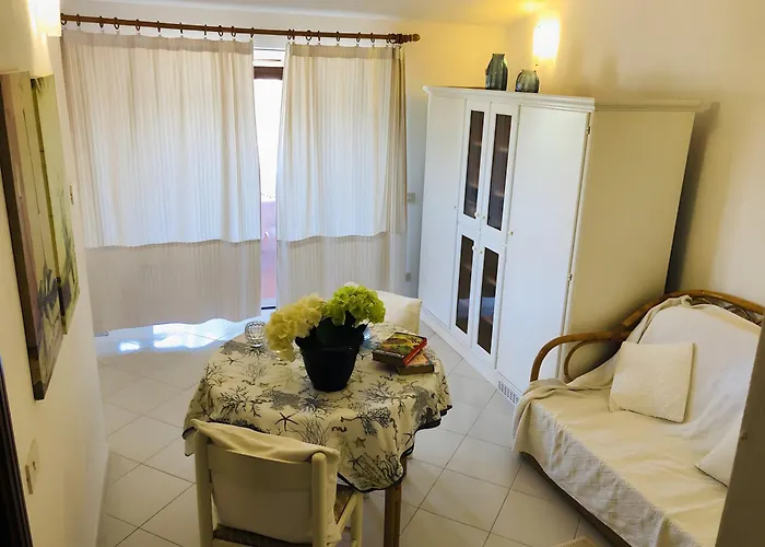 Bilocale Vista Mare 250 Mt * Порто-Таверна